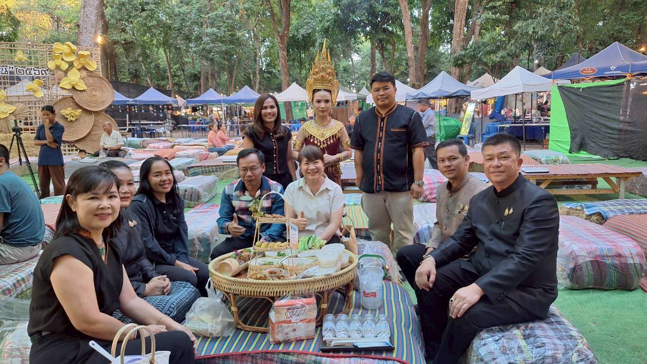 ศพช.อุบลราชธานี ร่วมงานสืบสานประเพณีสีเผ่าไทยศรีสะเกษ ประจำปี  พ.ศ.2569