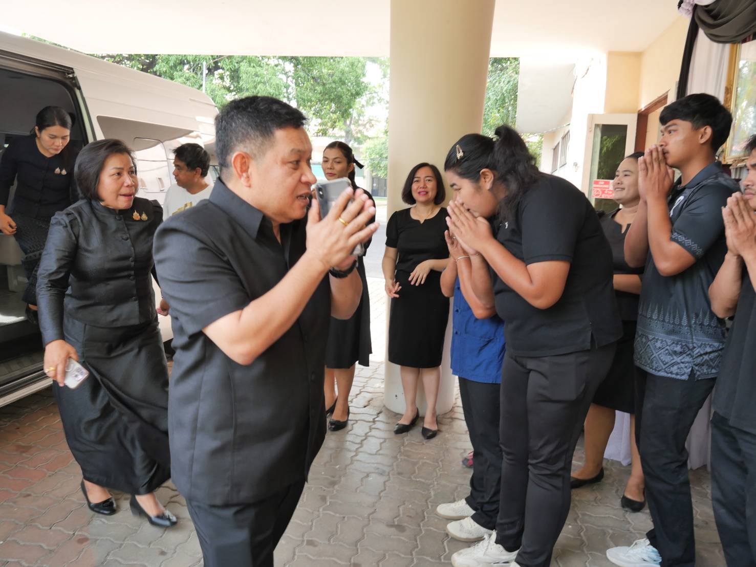  นายสามารถ สุวรรณมณี รองอธิบดีกรมการพัฒนาชุมชน ตรวจเยี่ยมและให้กำลังใจทีมงาน ศพช.อุบลราชธานี
