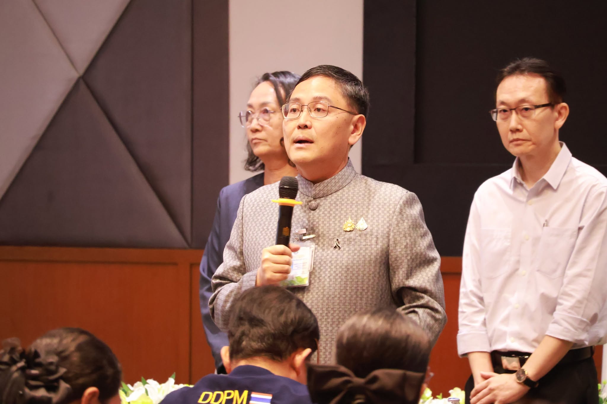 ศูนย์ศึกษาและพัฒนาชุมชนอุบลราชธานี ร่วมประชุมปฐมนิเทศโครงการประเมินการปรับปรุงโครงสร้างพื้นฐานเพื่อรองรับการทำเกษตรมูลค่าสูง