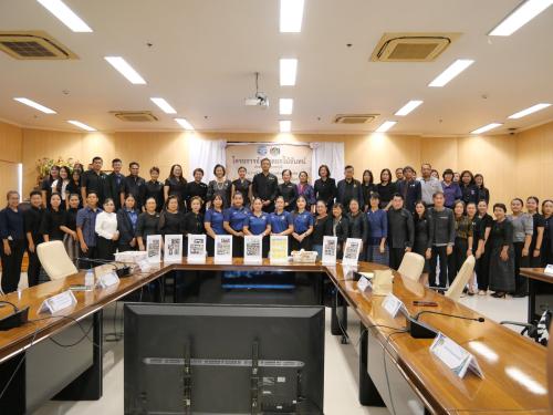 ศพช.อุบลราชธานี ร่วมกิจกรรมโครงการจัดทำดอกไม้จันทน์งานพระราชพิธีถวายพระเพลิงพระบรมศพ สมเด็จพระนางเจ้าสิริกิติ์ พระบรมราชินีนาถ พระบรมราชชนนีพันปีหลวง