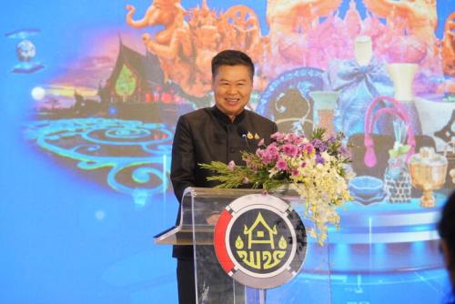 ผู้ตรวจราชการกรม (นางนวลจันทร์ ศรีมงคล) ปฏิบัติหน้าที่ผู้อำนวยการศูนย์ศึกษาและพัฒนาชุมชนอุบลราชธานี ร่วมเป็นเกียรติในพิธีเปิดงาน “OTOP สร้างสุขสู่ชุมชน” เปิดเวทีภูมิปัญญา สร้างรายได้ สร้างรอยยิ้มสู่ชุมชน ณ จังหวัดอุบลราชธานี